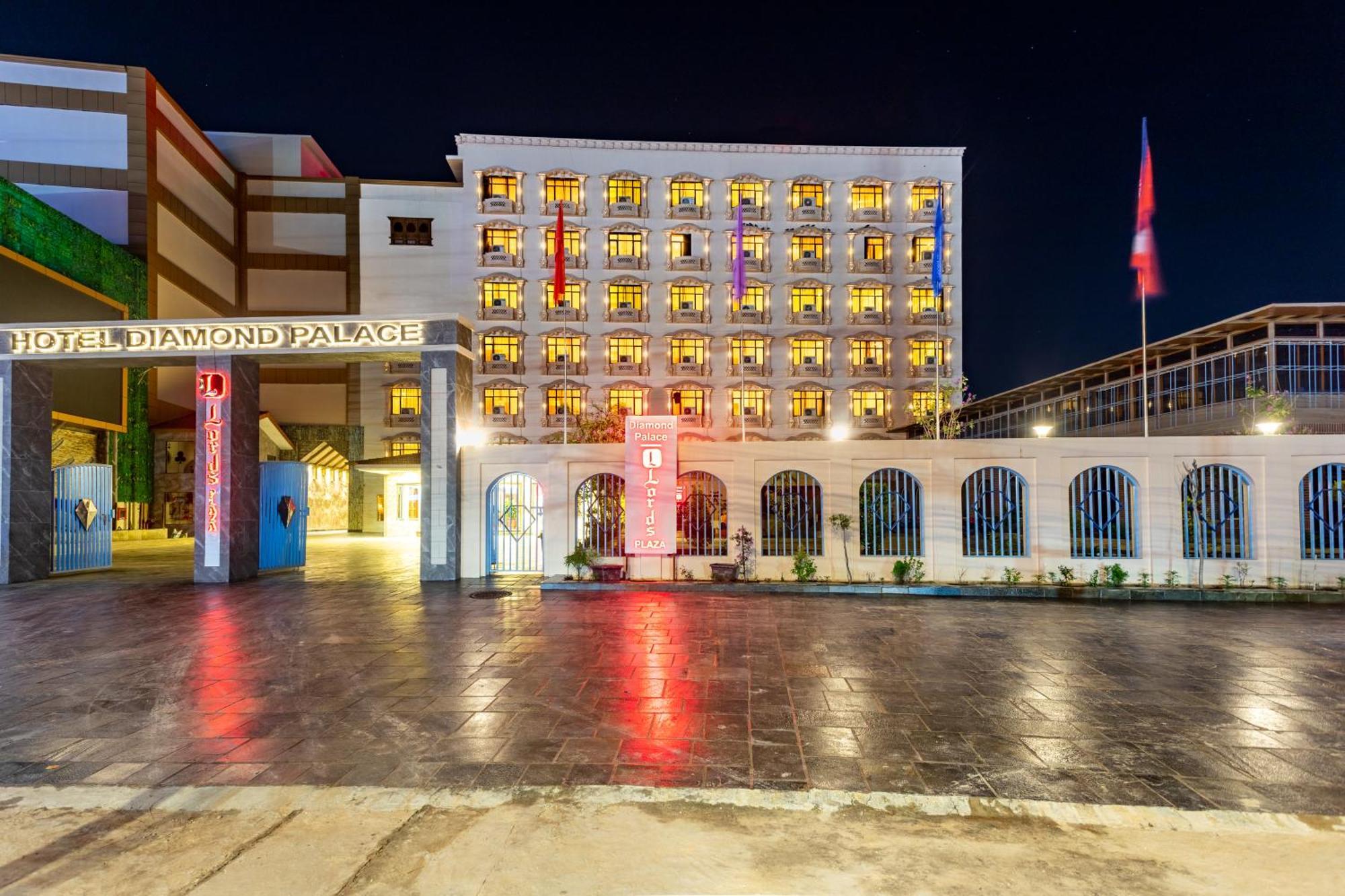 Diamond Palace Lords Plaza Nepalgunj Exterior photo