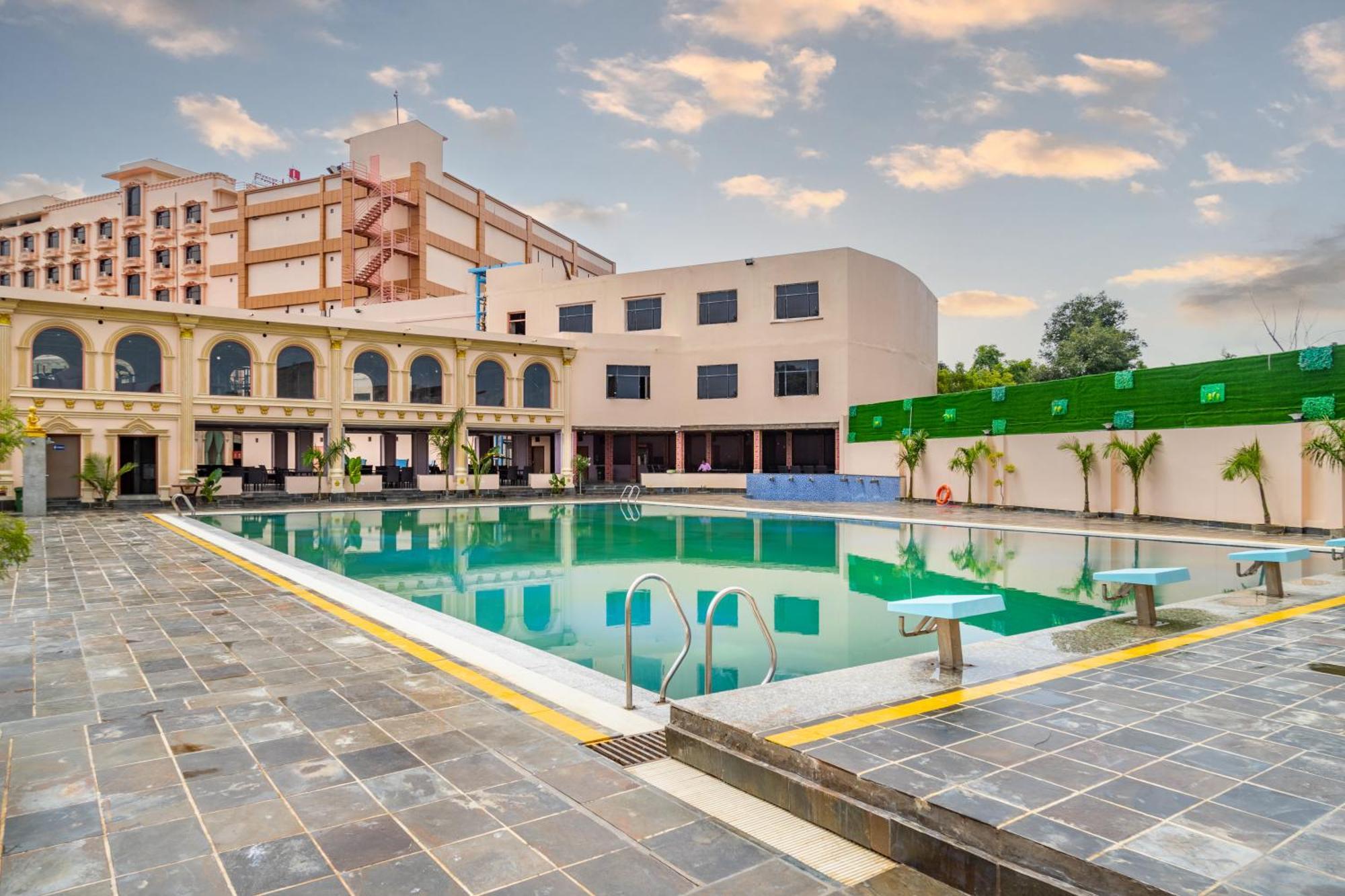 Diamond Palace Lords Plaza Nepalgunj Exterior photo